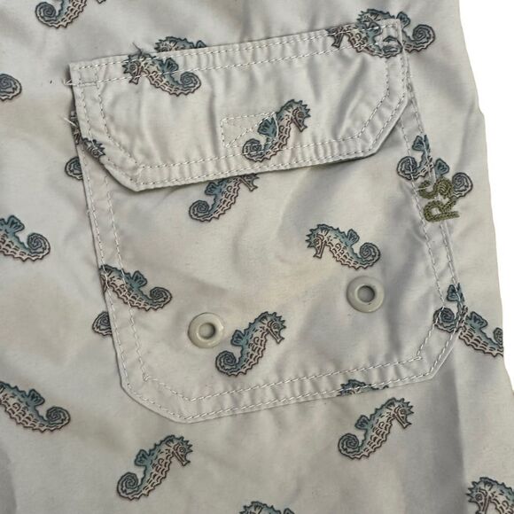 Reyn Spooner ~Mens Boardshorts ~ seahorse print ~ size 30 ~very light blue/green - Picture 4 of 8